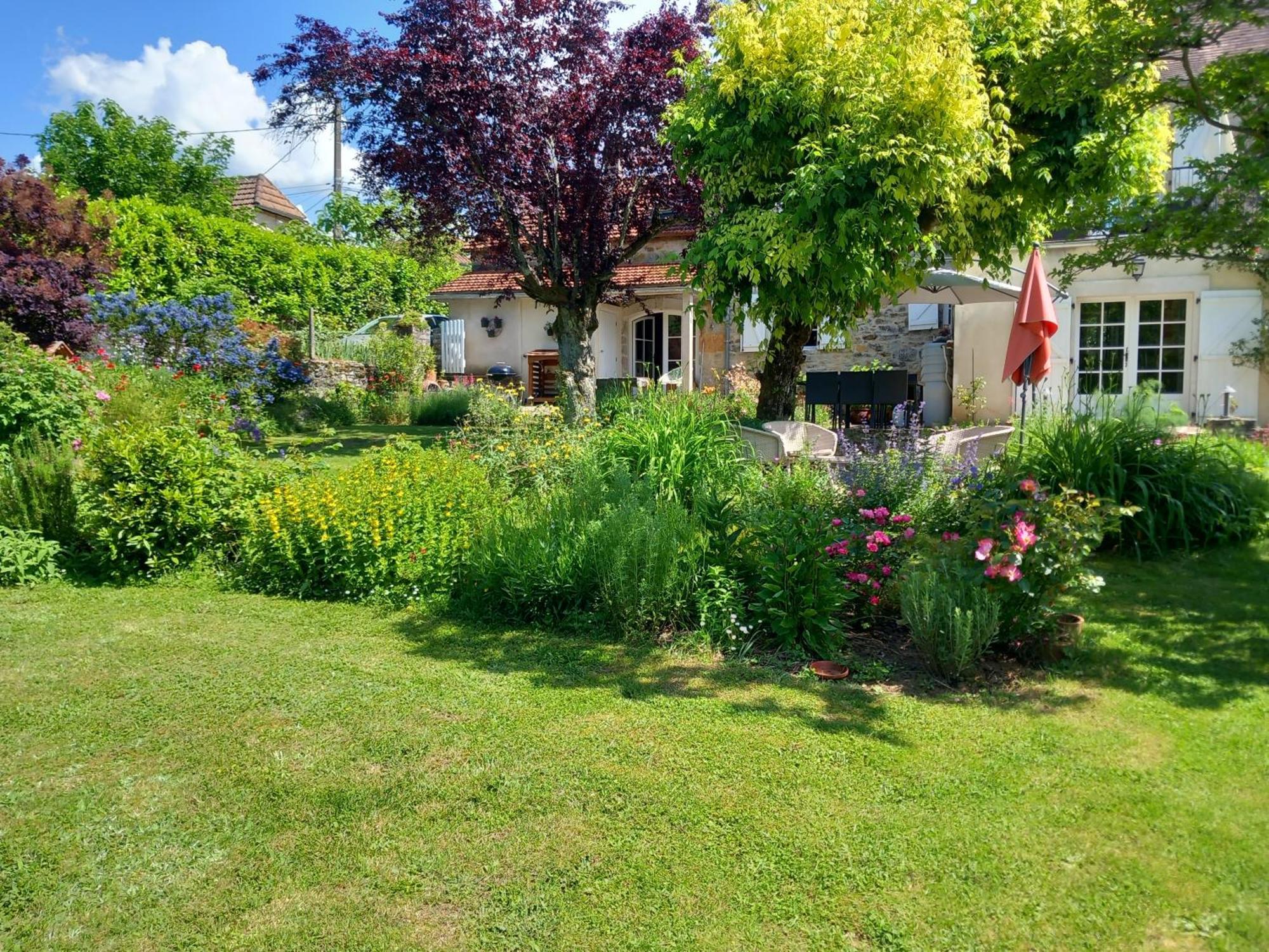 Les Trois Prunelles Saint-Pierre-Toirac Екстериор снимка